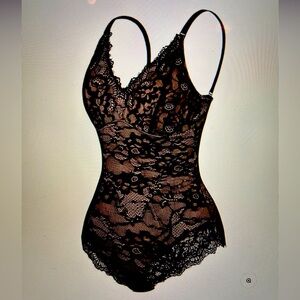 BNWT Lace Shapewear from Heyshape